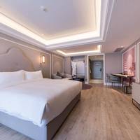 Privilege King Room