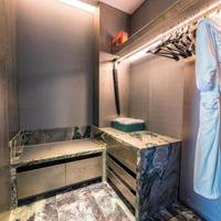 Wonderful, Guest room, 1 King, City view, Balcony