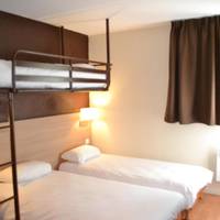 Triple Room with 3 Single Beds