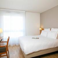 Studio (2 Adults)