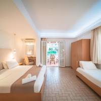 Triple Room with Balcony