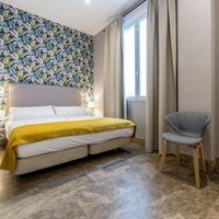 3 BEDROOM APARTMENT(8 PAX) 32, 35, 22, 25