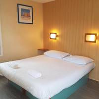 Double Room with 1 Double Bed