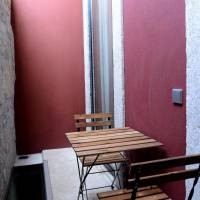 Twin Room with Interior Patio