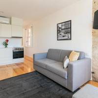 Two-Bedroom Apartment with River View - Adjacent Building