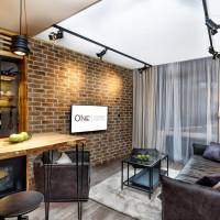 Luxury One-Bedroom Apartment with Hot Tub and Terrace