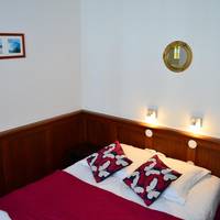 Classic Double Room with Shower in Skipper Building