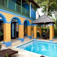 Ginger Hall Three-Bedroom Villa with Ocean View (6 Adults)