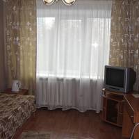 Basic Single Room with Shared Bathroom