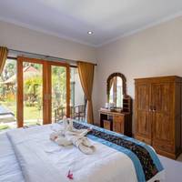 Double Room with Pool View