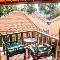 Deluxe Double or Twin Room with Garden View