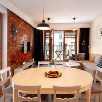 Deluxe Two-Bedroom Apartment