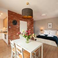 Deluxe Studio Apartment