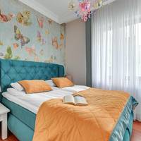 Luxury Two-Bedroom Apartment with Balcony B30