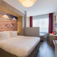 Deluxe King Room with Steam Shower 