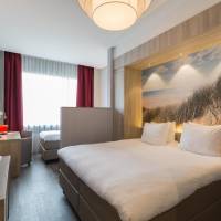  Deluxe King Room with Bathtub & Steam Shower