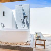 Ocean Pool Villa
