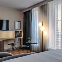 Premium Queen Room with Studio Lounge Access