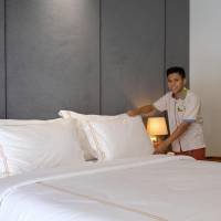 Suite with Free Benefit