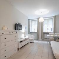 One-Bedroom Apartment - 6 Piekarska Street