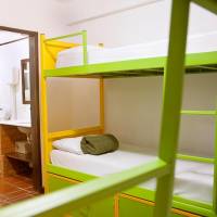 Quadruple Room with Private Bathroom