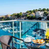 One-Bedroom Apartment with Balcony and Sea View