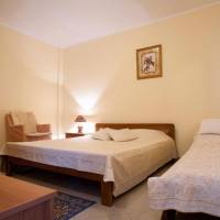 Two-Bedroom Apartment (5 Adults)