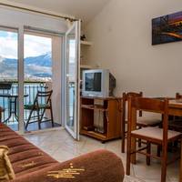 Studio with Balcony and Sea View (3 Adults)
