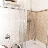 Twin Room with Shower