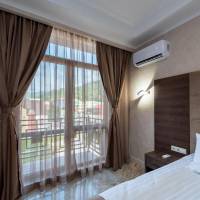 Large Double or Twin Room