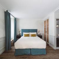 QUADRUPLE FRIENDLY HOY Deluxe Quadruple Room