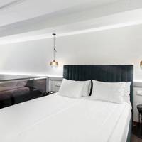 Suite with City View