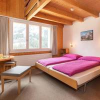 Family Room (6 Adults) with Private Bathroom