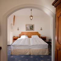 Deluxe Double Room with Lake View