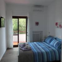Deluxe Double Room with Balcony and Sea View