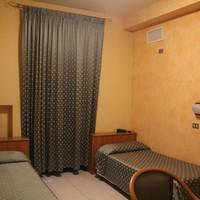 Single Room with shared Balcony