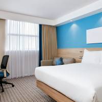 Queen Room - Mobility Access with Roll In Shower