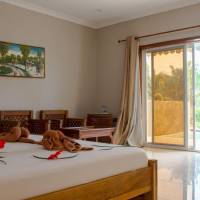 Deluxe Suite with Spa Bath