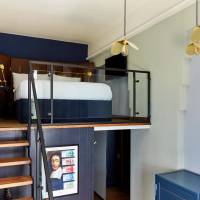 Superior Loft Queen Room