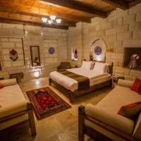 Superior Stone Room 301