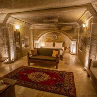  Superior Cave Room 101