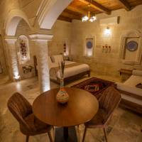 Deluxe Stone Room 104