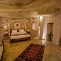 Deluxe Cave Room 205