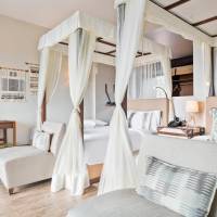 Two-Bedroom Suite Savannah Panoramic (4 Adults + 1 Child)