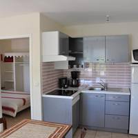 One-Bedroom Apartment (2-4 people)