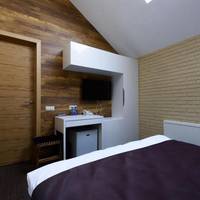 Double or Twin Room with Shower