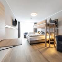 Apartment with Three Beds and Kitchen