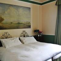 Double or Twin Room with Private Bathroom