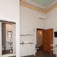 One-Bedroom Apartment (4 Adults)