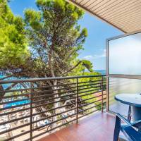 Double or Twin Room with Sea View